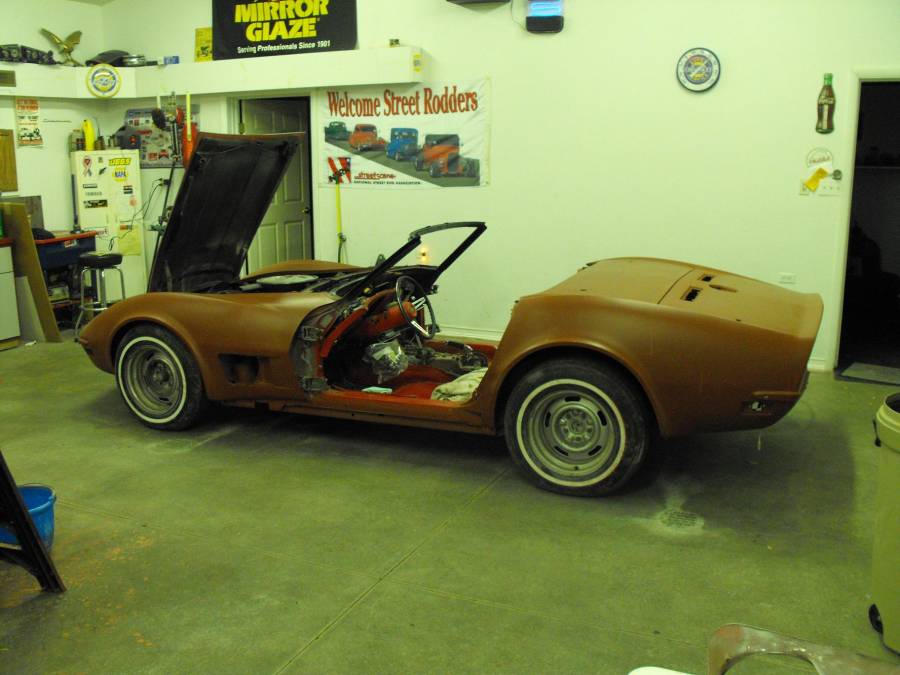 Attached picture Vette no doors.JPG